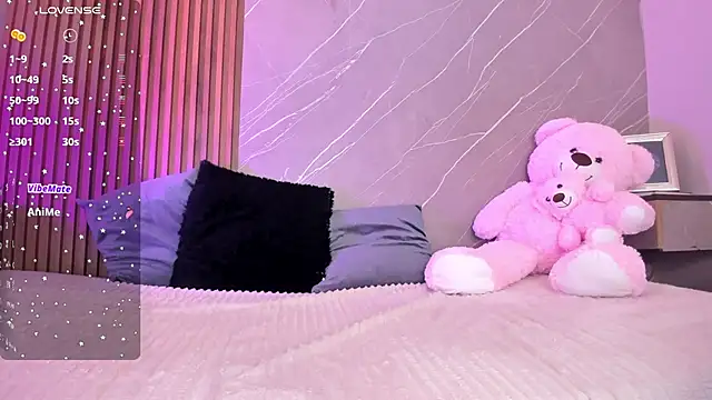 ariana jhonson1 online show from September 2025 01:13:01 PM