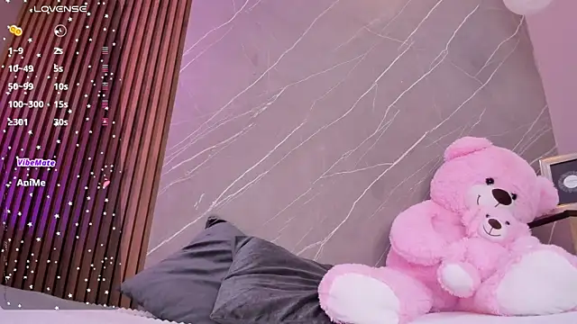 ariana jhonson1 online show from November 2025 12:05:01 PM