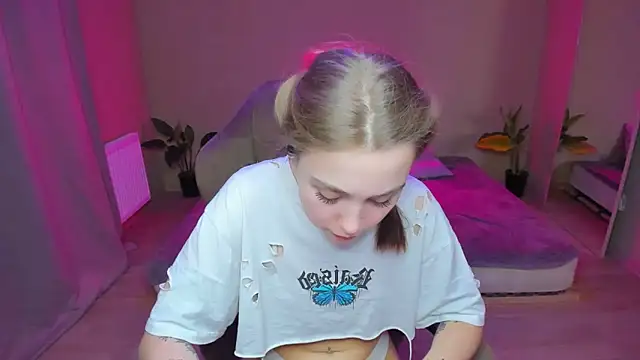 YourMegan online show from February 2025 01:47:02 AM