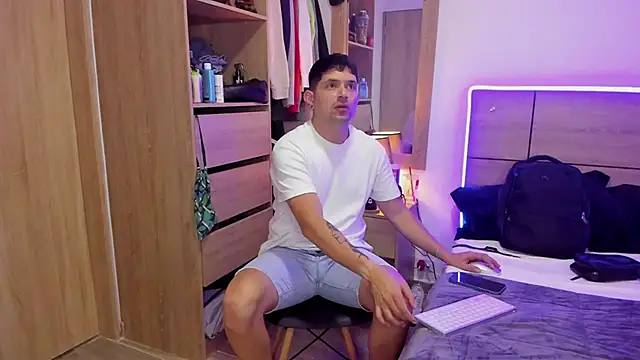 ILoveNYStyle online show from March 2025 10:17:02 AM