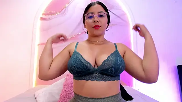 Sofii Lopezz online show from November 2025 11:33:02 AM