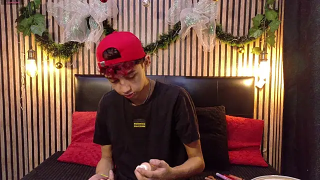 Allen Starck online show from December 2025 07:40:02 PM