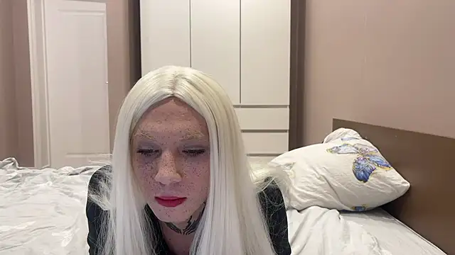 Snapshot of bad_lilyy chatting on February 2025 11:34:02 PM bad lilyy online show from February 2025 11:34:02 PM