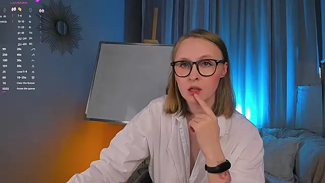 Agatha Mott online show from March 2025 01:56:02 PM