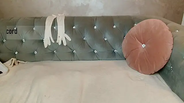 xoCaroxQueenxo online show from March 2025 10:53:01 PM