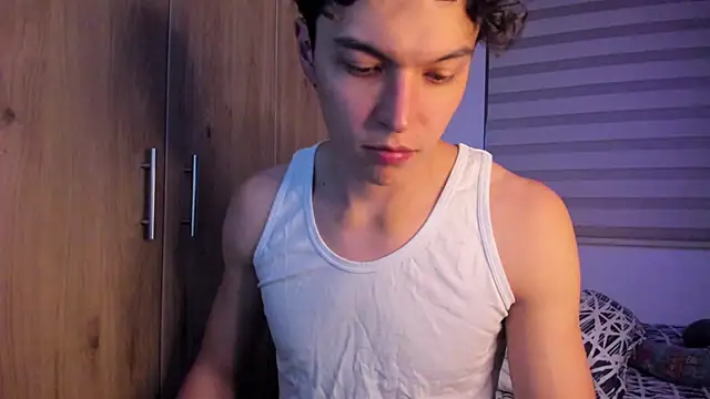 Mastrangelo xxx online show from September 2025 04:24:01 AM