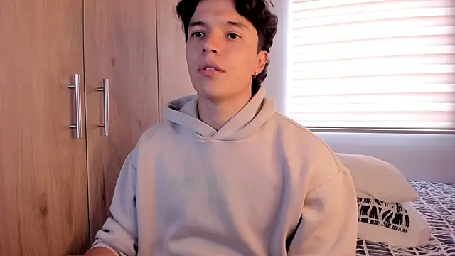 Mastrangelo xxx online show from November 2025 08:09:01 PM