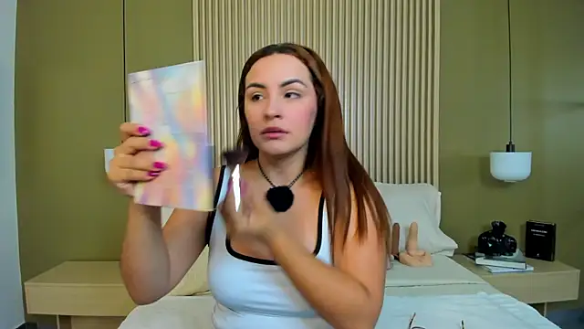 JessyCream online show from April 2026 09:19:01 PM