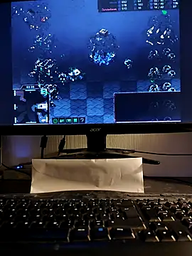 leinadanal online show from February 2025 10:31:01 PM