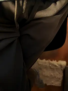 leinadanal online show from March 2025 01:02:02 AM