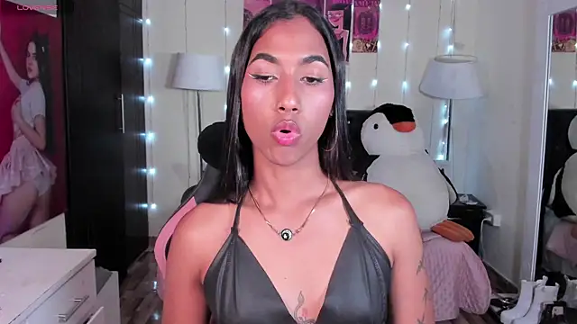 Alissemasiel online show from April 2026 11:11:02 PM