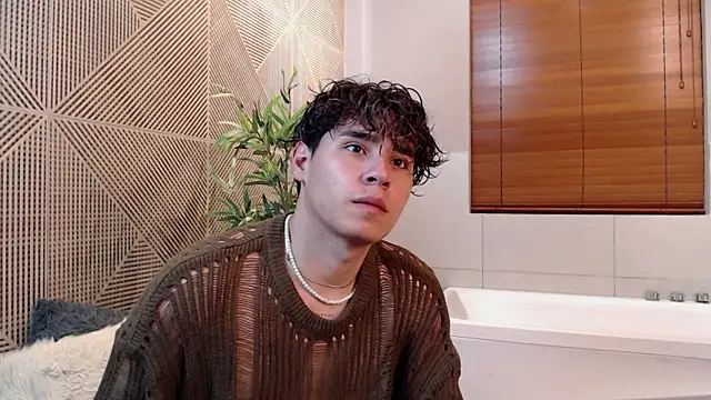 Snapshot of Gabriell_ramirez chatting on March 2025 10:19:01 AM Gabriell ramirez online show from March 2025 10:19:01 AM