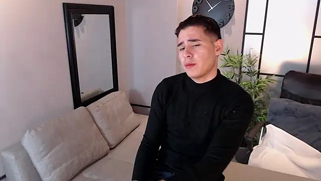 Snapshot of Gabriell_ramirez chatting on March 2025 03:56:02 AM Gabriell ramirez online show from March 2025 03:56:02 AM