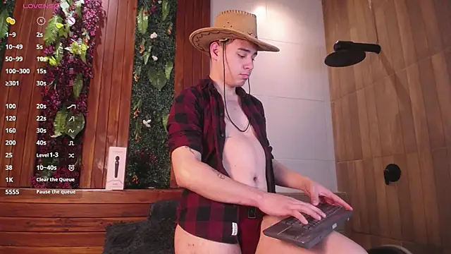 Snapshot of Gabriell_ramirez chatting on September 2025 04:05:01 AM Gabriell ramirez online show from September 2025 04:05:01 AM