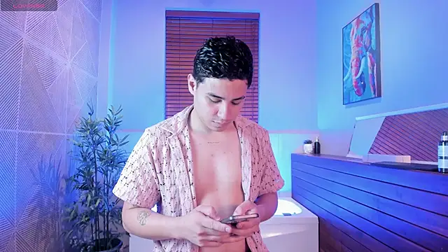 Snapshot of Gabriell_ramirez chatting on October 2025 04:05:01 AM Gabriell ramirez online show from October 2025 04:05:01 AM