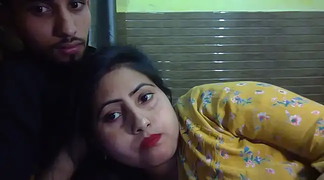 Queen Couple online show from February 2025 04:34:02 PM