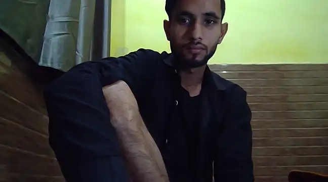 Queen Couple online show from February 2025 07:48:01 AM