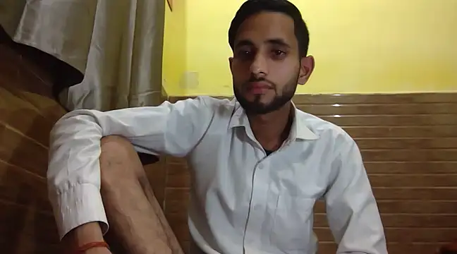 Queen Couple online show from February 2025 05:32:02 PM