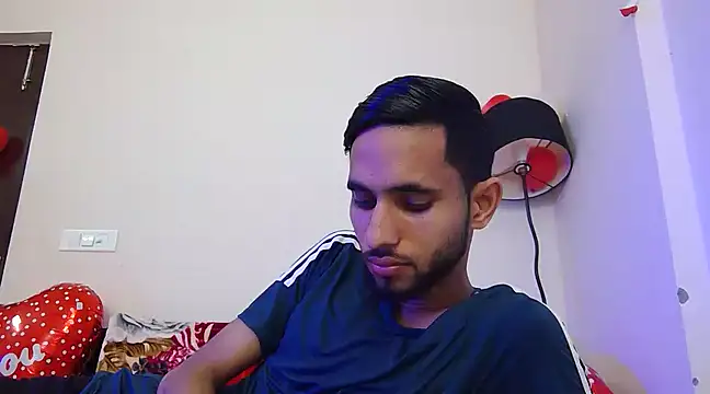 Queen Couple online show from February 2025 09:10:01 AM