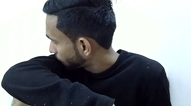 Queen Couple online show from February 2025 05:55:02 AM