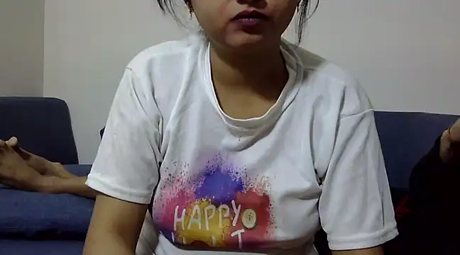 Queen Couple online show from March 2025 11:58:02 AM