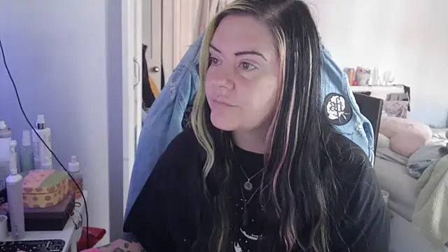 AureliaXOX online show from September 2025 08:25:01 AM