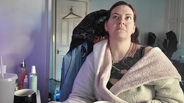 AureliaXOX online show from November 2025 09:43:02 AM