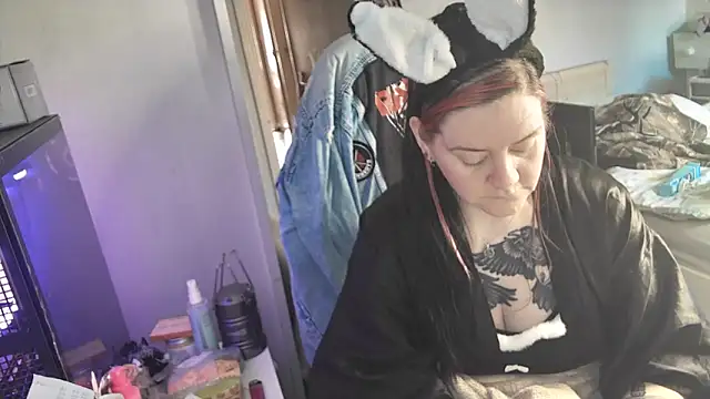 AureliaXOX online show from April 2026 10:12:02 AM