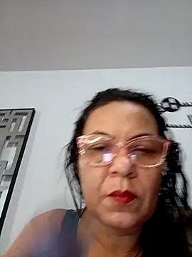 Snapshot of thefuckingowneroftits chatting on November 2025 11:18:02 PM thefuckingowneroftits online show from November 2025 11:18:02 PM