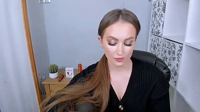 DonnaCam online show from December 2025 04:36:02 PM