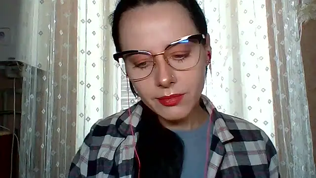 LuminousLady online show from September 2025 07:30:02 AM