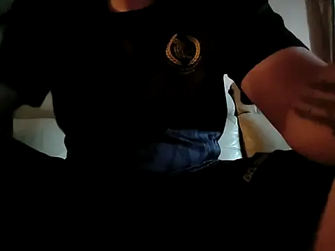 Raymond1308 online show from October 2025 08:06:01 AM