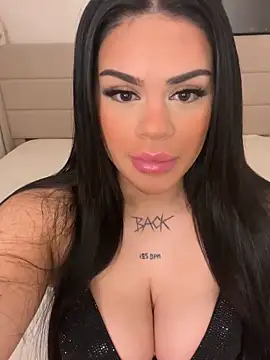 Snapshot of mrsbellanova chatting on February 2025 08:57:01 PM mrsbellanova online show from February 2025 08:57:01 PM