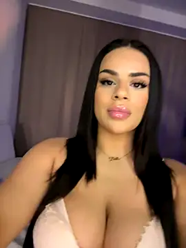 Snapshot of mrsbellanova chatting on October 2025 10:47:02 PM mrsbellanova online show from October 2025 10:47:02 PM