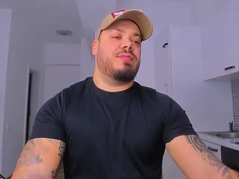 Snapshot of ZackMasterss chatting on February 2026 04:06:02 AM ZackMasterss online show from February 2026 04:06:02 AM