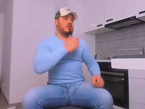 Snapshot of ZackMasterss chatting on February 2026 12:07:01 AM ZackMasterss online show from February 2026 12:07:01 AM