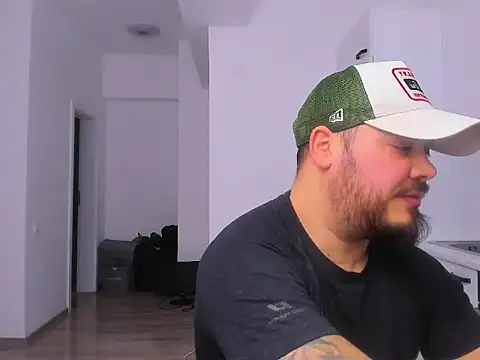 Snapshot of ZackMasterss chatting on February 2026 09:35:02 PM ZackMasterss online show from February 2026 09:35:02 PM