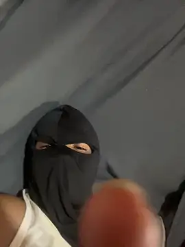 tunenarica22 online show from October 2025 09:42:01 PM