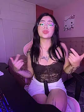 Snapshot of Valu_euphoria chatting on July 2026 01:58:33 AM Valu euphoria online show from July 2026 01:58:33 AM