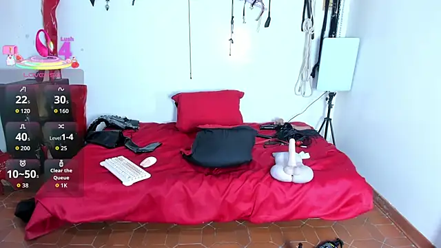 aurora cullen  online show from October 2025 09:22:01 AM