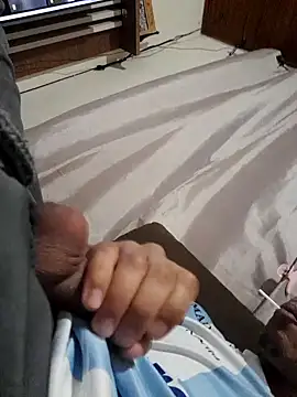 Mineirinho043 online show from March 2025 01:21:02 AM