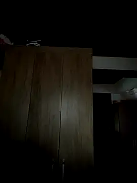 Mineirinho043 online show from September 2025 09:18:01 PM