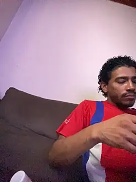 Mineirinho043 online show from October 2025 06:40:01 PM