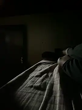 Mineirinho043 online show from November 2025 01:48:02 AM