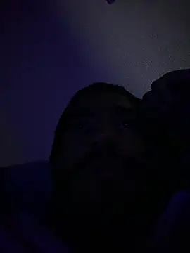 Snapshot of Mineirinho043 chatting on March 2026 12:06:01 AM Mineirinho043 online show from March 2026 12:06:01 AM