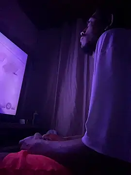 Snapshot of Mineirinho043 chatting on April 2026 02:45:02 AM Mineirinho043 online show from April 2026 02:45:02 AM