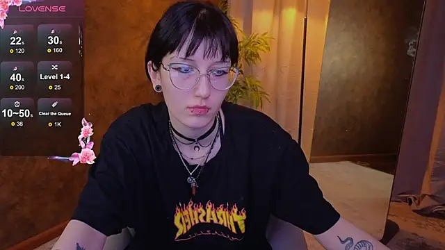 lissaros online show from March 2025 11:19:02 AM