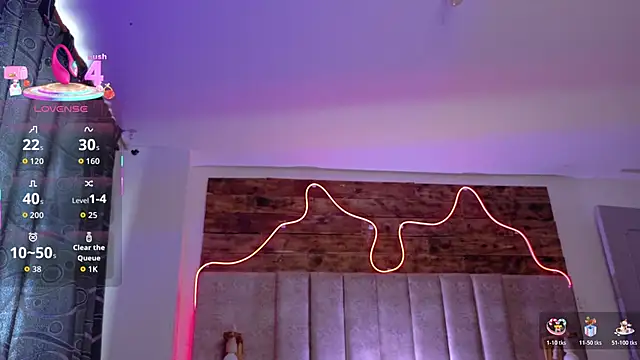 Alektra bryce online show from October 2025 07:43:01 PM