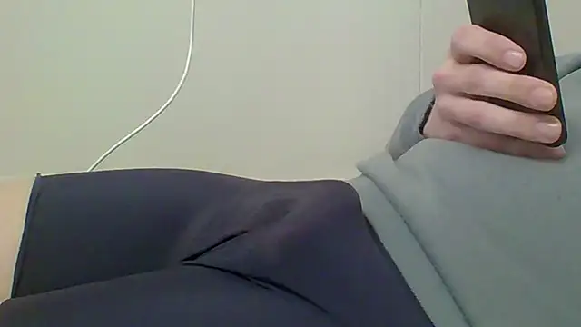 j3sp3r930 online show from March 2025 05:39:01 PM