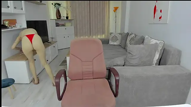 Celine Roxelle online show from March 2025 02:40:01 PM